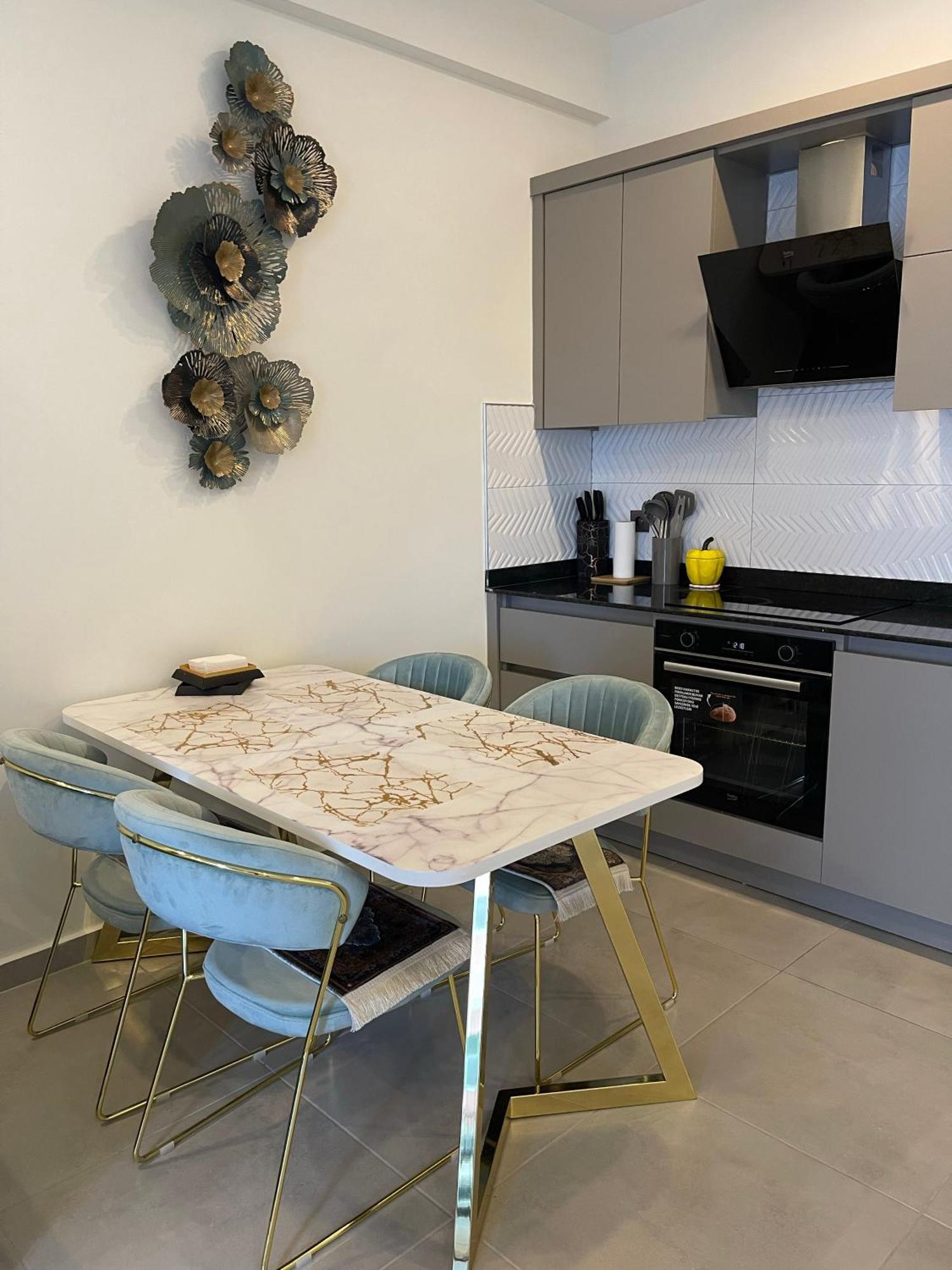 אלאניה Sa Apartments! 300M To The Beach & Yekta Mall מראה חיצוני תמונה