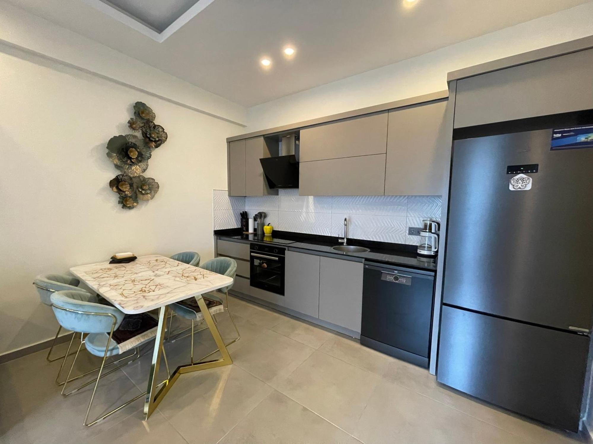אלאניה Sa Apartments! 300M To The Beach & Yekta Mall מראה חיצוני תמונה